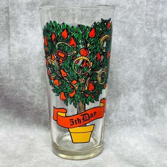 TS&T 12 Days Of Christmas 5th Day Gold Rings Glass 6.25" Tumbler 16oz - Picture 1 of 11